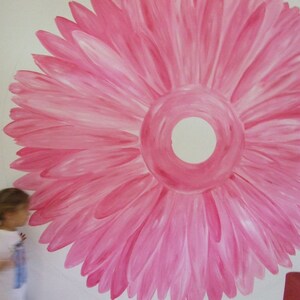 Handpainted Pink Gerber Daisy Canvas Floorcloth image 4