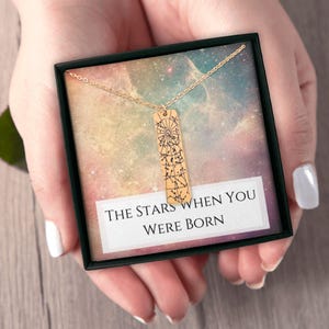 Benutzerdefinierte Sternkarte Halskette, Gravur personalisierte Nachthimmel Halskette, Datum und Ort Halskette, Geburtstagsgeschenk, himmlische Halskette