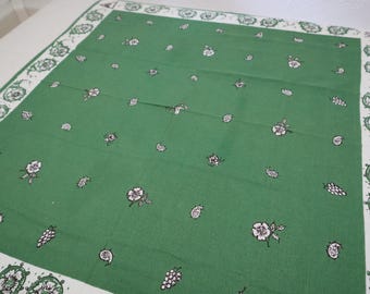 Vintage Green Floral Square Scarf 50x50 cm (19.7"x19.7") – Small Cotton Bandana Neckerchief