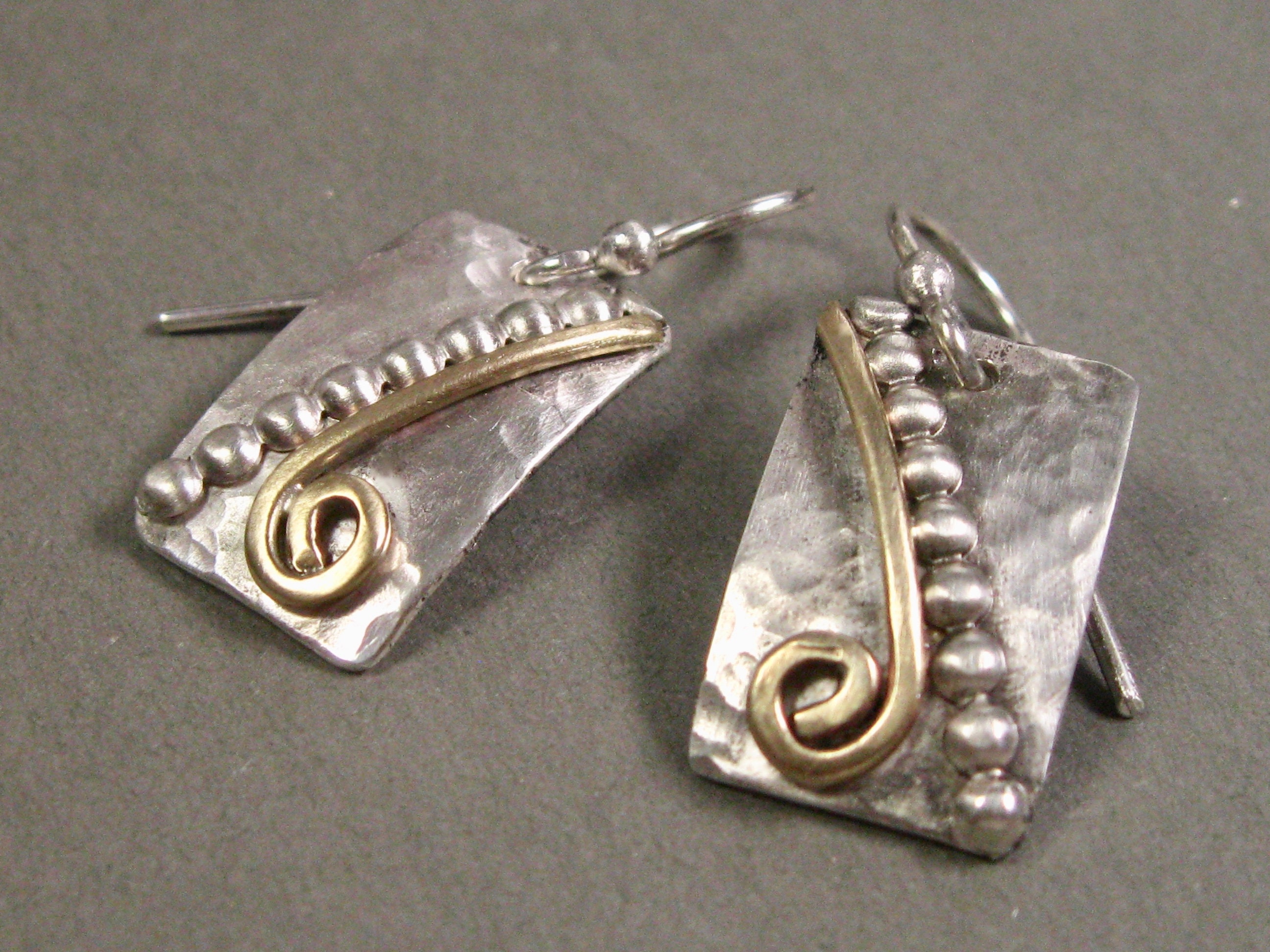 Artisan silver earrings deals