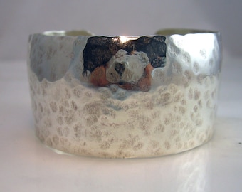 Brazalete de plata de ley martillado grueso hecho a mano
