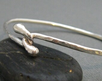 Sterling Hammered Skinny Bangle Bracelet, Artisan Handmade Bangle, Interlocking hand forged metalsmith bangle