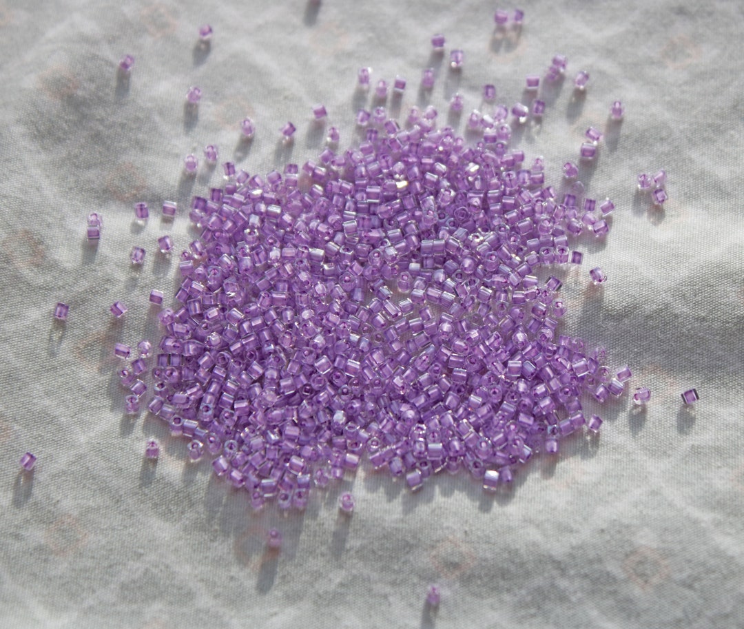 1.5mm Crystal Lined Lilac Toho Cube Bead, 10-gram Bag, T1.5C-943 - Etsy