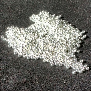 11/0 Bright Sterling Plated (Like DB 551) Miyuki seed bead, 5 gram bag, Color# 11-961