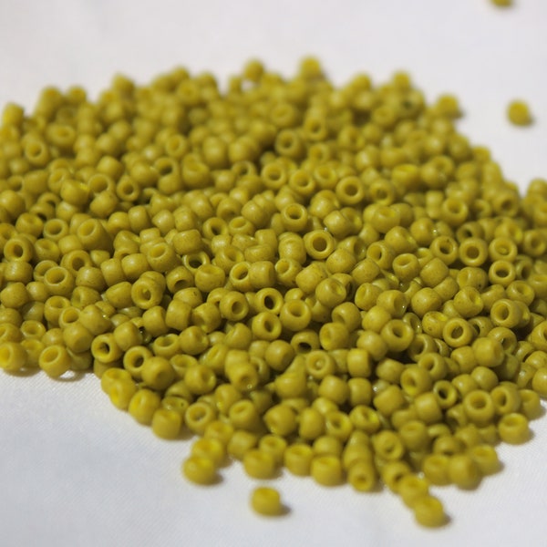 8/0 Semi-Glazed Prickly Pear Toho seed bead, 15 gram bag, Color# TR-8-2600F