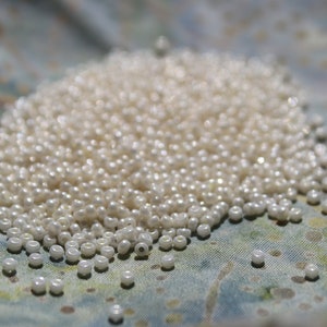 15/0 Cream Ceylon Miyuki seed bead, 10-gram bag, 15-594