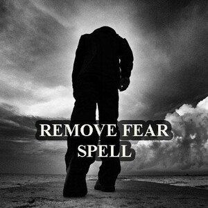 Puede incluir: Una silueta de una persona caminando hacia un cielo nublado con el texto "REMOVE FEAR SPELL" en letras blancas.