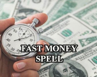 Puede incluir: Un cronómetro plateado con una aguja negra se sostiene en una mano sobre un fondo de billetes de dólar estadounidense. El texto "FAST MONEY SPELL" se superpone a la imagen.
