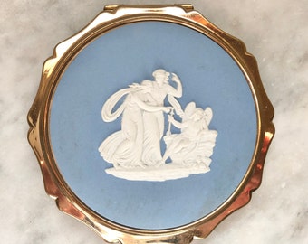 Stratton Blue Wedgwood Powder Compact