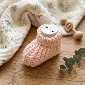 Cuffed Baby Bootie Socks,Digital PDF Crochet pattern, Handmade newborn shoes, Christmas gift, Easy and simple DIY Newborn