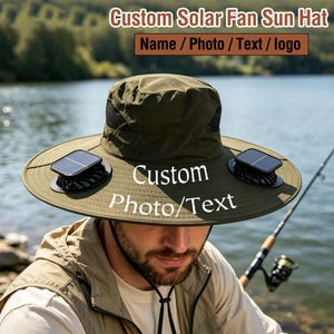 Cappello con doppia ventola di raffreddamento solare personalizzabile con testo e logo, tesa larga, protezione UV, cappello a secchiello per attività all'aperto come pesca, campeggio e lavoro.