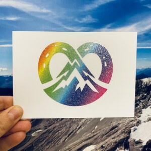 Postkarte "Alpenliebe"  Sag es mit Farbe und mit Glitzer, bunt wie ein Regenbogen