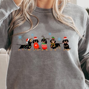 Dachshund Christmas Sweatshirt Dachshund Christmas Shirt Dog Lover Gift Dachshund New Year Shirt Christmas Crewneck Dachshund Mom Shirt