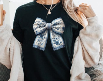 Sudadera con lazo Toile De Jouy: cuello redondo con cinta azul coqueta