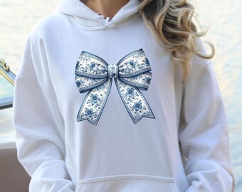 Sudadera con lazo Toile De Jouy: cuello redondo con cinta azul coqueta