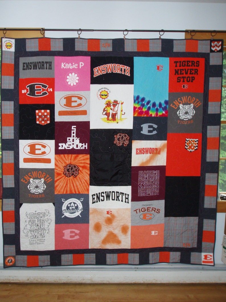 CUSTOM ORDER for Twin size Patchwork Quilts made from your Tshirts 20-25 Tshirts image 1