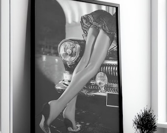Retro Car & Stylish Woman Canvas Print: Glamour Decor