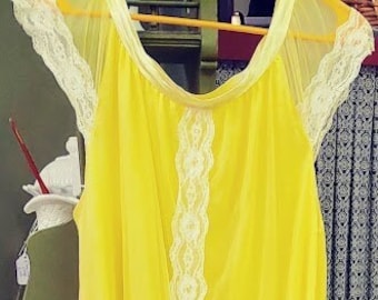 Vintage 1960's Yellow Nightgown with lace and satin trim