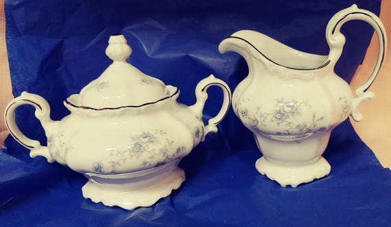 Johann Haviland Bavaria, Germany Creamer and Sugar Bowl Blue Garland Pattern