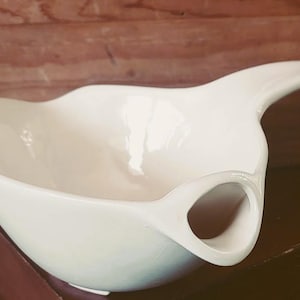 Vintage Gravy Boat/Sauce Separator