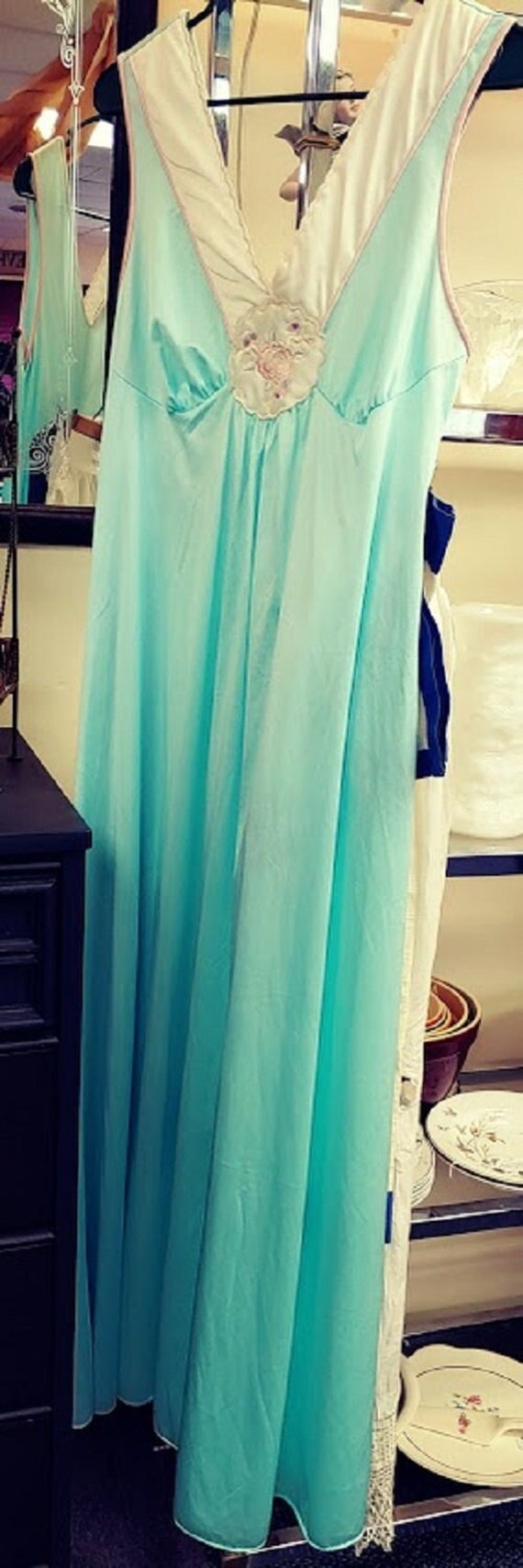 vanity fair large vintage Gem