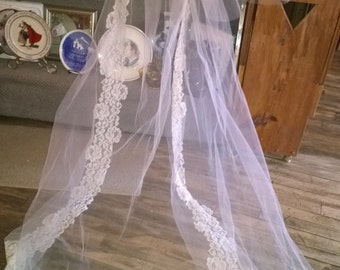 Vintage Wedding Veil Lace and Tulle