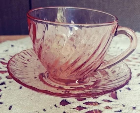 Arcoroc Rosaline Pink Swirl Glass Tea Cup and Saucer. Made in France
