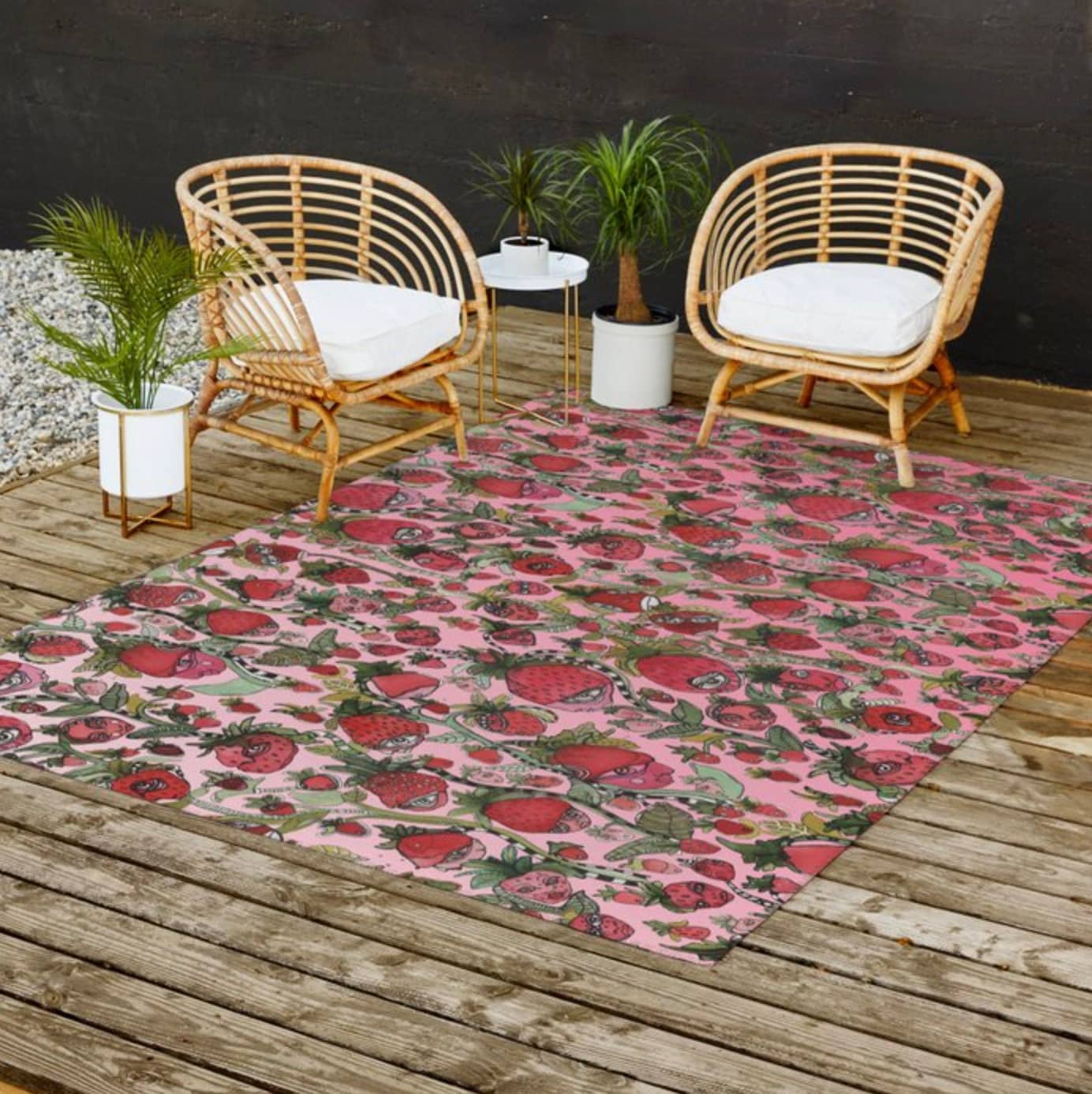 OUTDOOR RUG Strawberry Fields Carpet for Patio Outside Decor