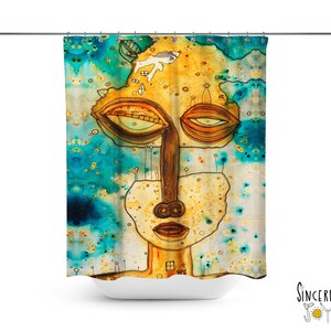 Peut inclure: Rideau de douche abstrait avec un visage stylis&eacute; aux grands yeux, un nez brun et une bouche. Le visage est entour&eacute; d'un fond aquarelle bleu et jaune.
