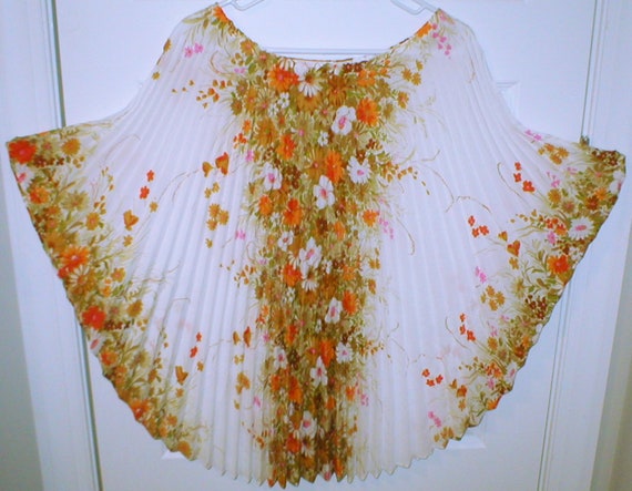Blouse Top Hawaiian Accordion Pleated Floral Wome… - image 1