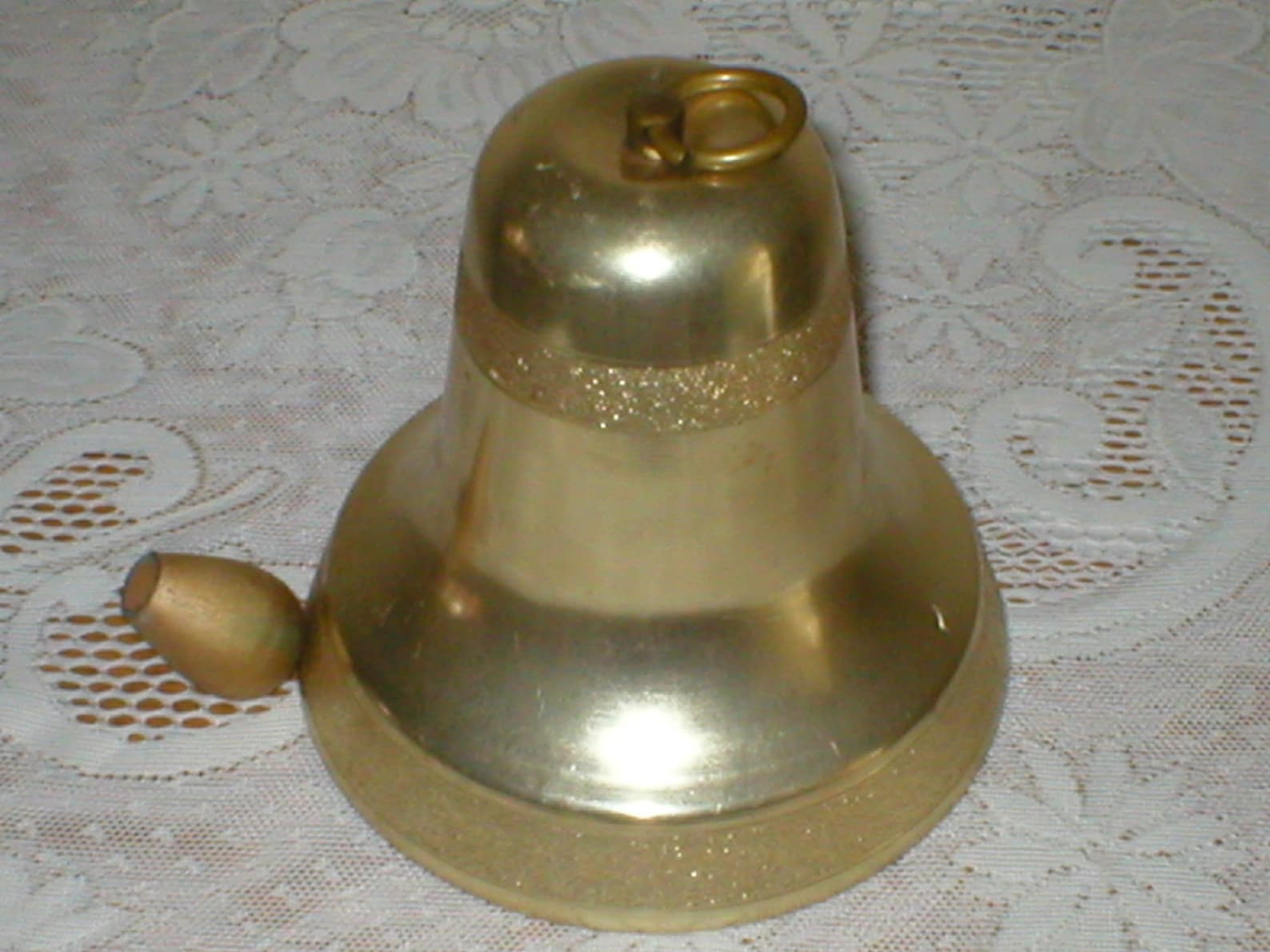 Musical Christmas Bell Gold Aluminum Pull String 1950s Plays Etsy