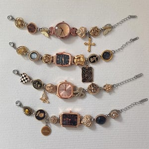 Vintage guldfärgad klockarmband, Steampunk armband Boho chic accessoarer, Elegant klockarmband, Handgjorda klocksmycken, Presentarmband för kvinnor