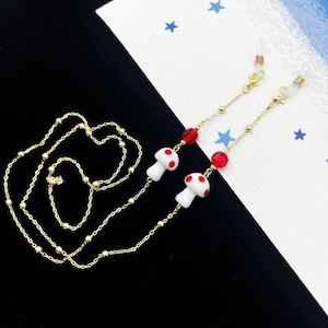 Realistic mushroom pendant glasses chain, handmade glasses chain, sunglasses anti-slip chain, glasses chain enthusiasts eyewear accessories