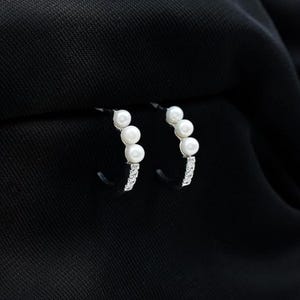 Witte parel 3 mm ronde hoepeloorbellen in 925 sterlingzilver