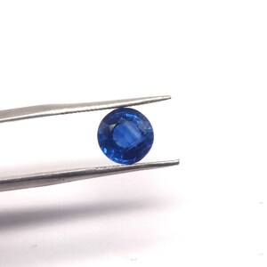Cyanite bleue de qualité AAA, taille ronde, facettée, calibrée : 4 x 4 mm, 5 x 5 mm, 6 x 6 mm, 7 x 7 mm, cyanite pour la fabrication de bijoux, pierre précieuse