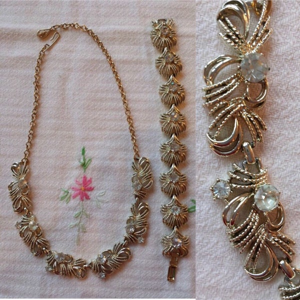 1950s Necklace Set.Vintage 50s Rhinestone Necklace and Bracelet Set by Coro