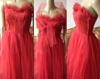 Vintage 1950s Dress.50s Dress.Red Tulle Dress. Red Lace Dress.Red Party Dress.Strapless Dress with Shawl...XS/S