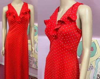Vintage 70s Red Sleeveless Maxi Dress with White Hearts. Long Red Polyester Hearts Dress with Ruffled Collar. Small