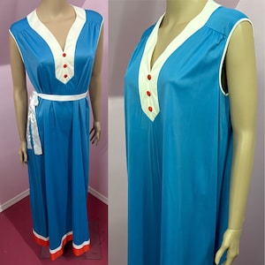 Vintage 70s Red, White & Blue Nylon Nightgown. 1970s Long Sleeveless Night