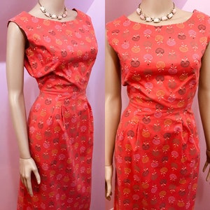 Vintage 40s Dress.Novelty Print Dress. Apple Novelty Print Dress. Salmon Pink Dress. 40s Cotton Dress.40s Sleeveless Dress image 1