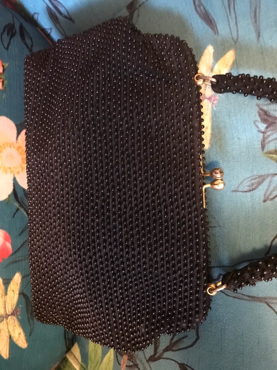 Vintage 1940s Black Plastic Beaded Handbag & Mirr… - image 3