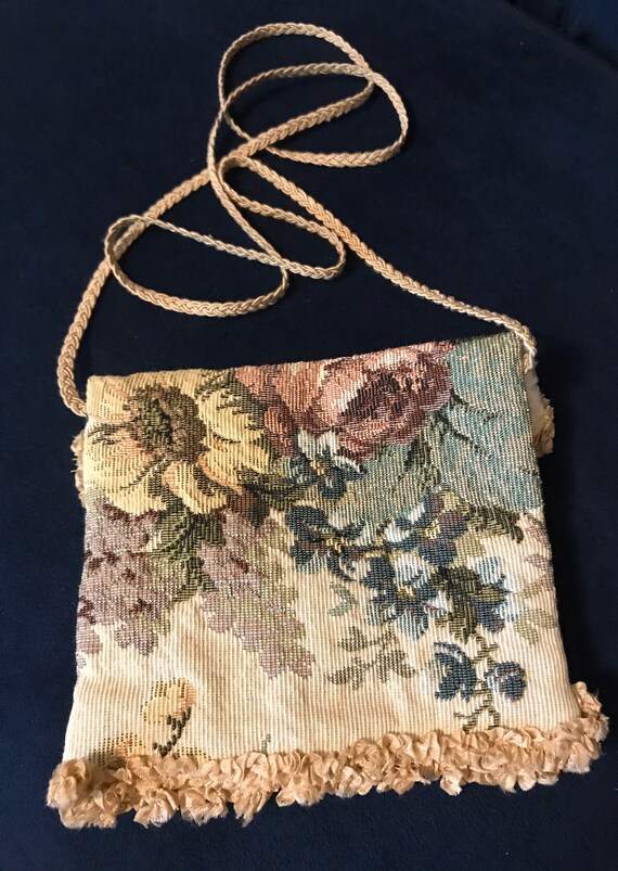 Vintage 90s Tapestry Purse. Ivory Tapestry Crossb… - image 3