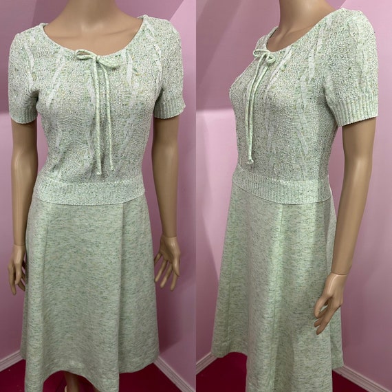 Vintage 70s Green Short Sleeve Sweater Dress by B… - image 1