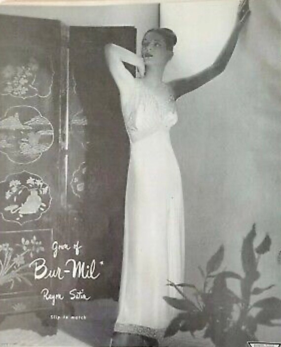 Vintage 40s Ivory Rayon Satin Nightgown with Lace… - image 10