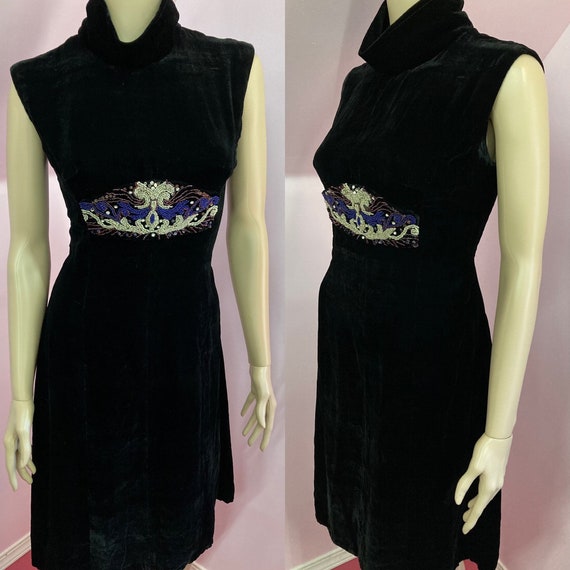 Beautiful Vintage 60s Black Silk Velvet Dress wit… - image 1