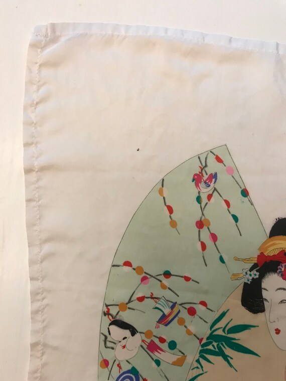 Vintage 40s White Silk Scarf with Geisha Girl - image 4