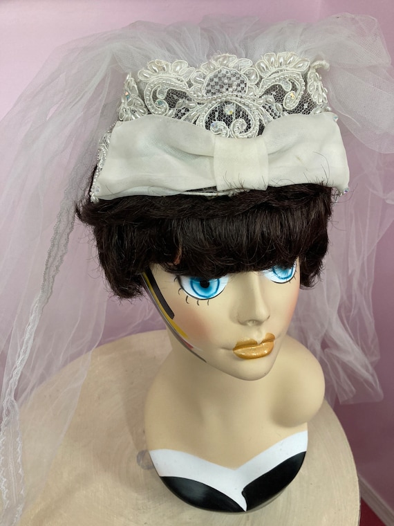 Vintage 70s White Wedding Veil With Double Veil & Pearls - Etsy display picture 2