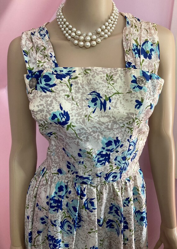 Vintage 50s Ivory Dress with Blue Roses. 50s Pinu… - image 2