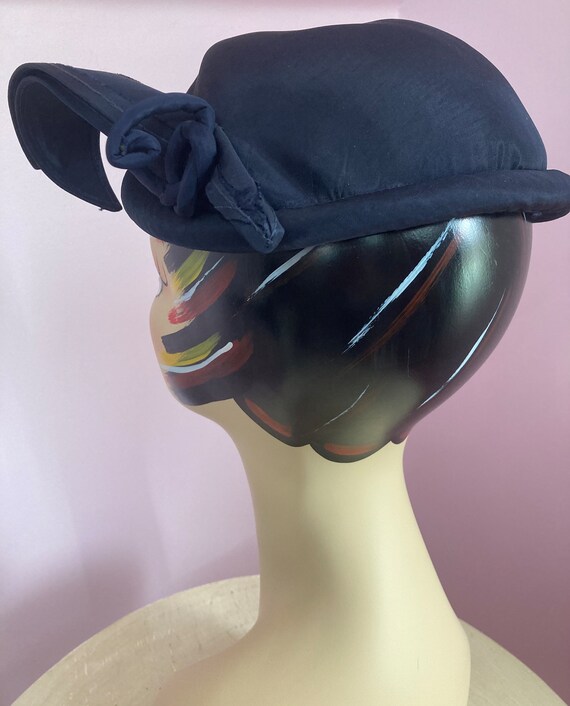 Vintage 40s Navy Blue Topper Hat - image 3