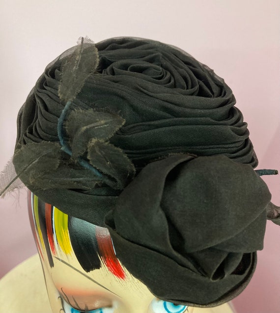 Vintage 40s Black Topper Hat with Black Rose - image 5